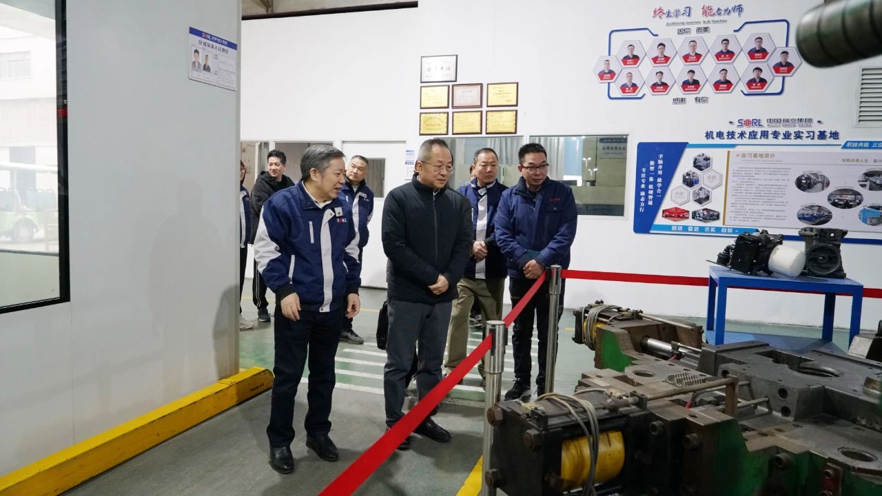 助推產(chǎn)教融合！溫州市現(xiàn)代集團(tuán)黨委書記、董事長(zhǎng)楊作軍一行來瑞立洽談合作